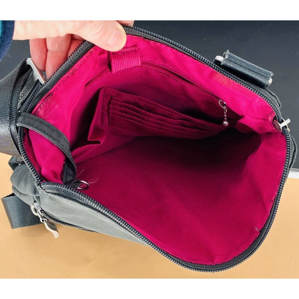 Baggalini Horizon Gray Bag has Pkts,Slip Pkt Zippers Hot Pink Lining Crossbody - Picture 4 of 8